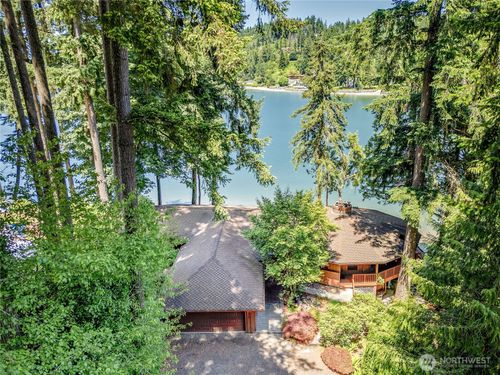 1678 Ne Jacobson Road, Poulsbo, WA, 98370 | Card Image
