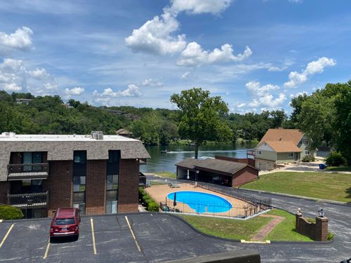 unit-34-130 Wilshire Dr, Hollister, MO, 65672-6309 | Card Image