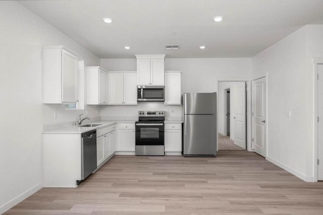 5078 E Turin Ct, House other with 3 bedrooms, 2 bathrooms and null parking in Stockton CA | Image 4
