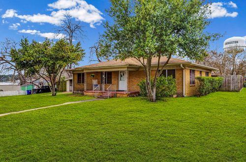 211 W Sherman St, Livingston, TX, 77351-2832 | Card Image