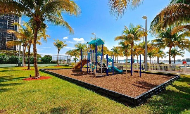 APT-2110 - 2101 Brickell Ave, Condo with 1 bedrooms, 1 bathrooms and null parking in Miami FL | Image 31