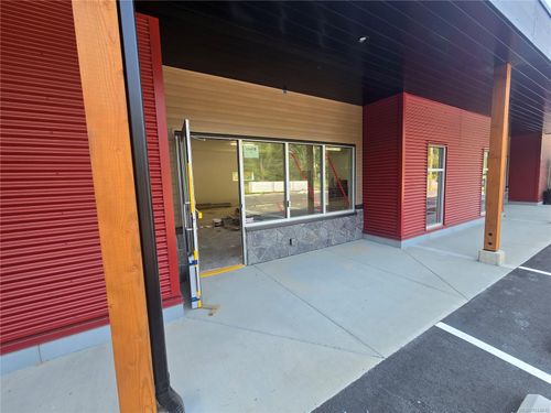 2050 Endall Rd, Black Creek, BC, V9J1G7 | Card Image