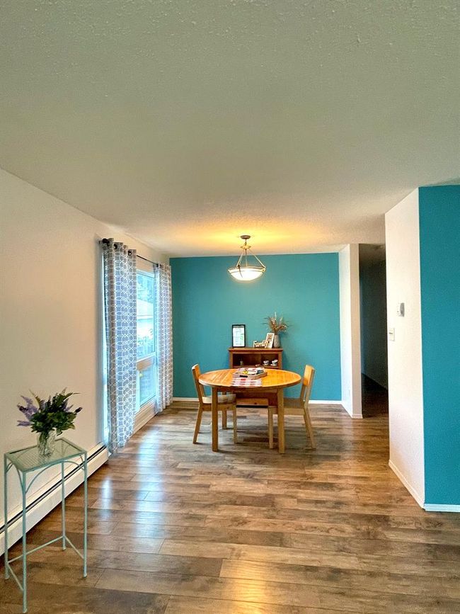 6207 48 B Ave, House detached with 5 bedrooms, 2 bathrooms and 5 parking in Camrose AB | Image 6
