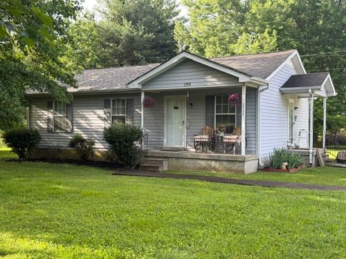 1337 Oaklawn Rd, Chapmansboro, TN, 37035-5133 | Card Image