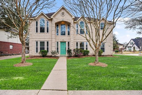 702 Huntercrest St, El Lago, TX, 77586-5933 | Card Image