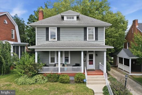 28 Mckee Ave, HAGERSTOWN, MD, 21742-3955 | Card Image