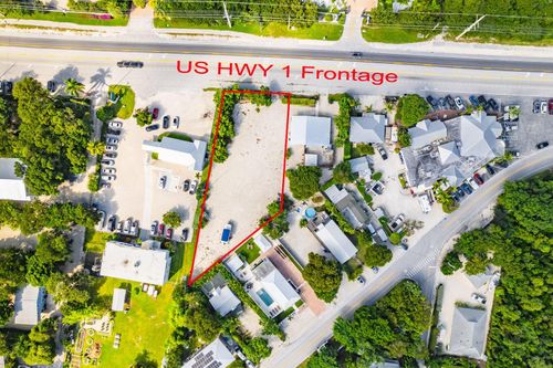 81213 Overseas Hwy, Islamorada, FL, 33036-3785 | Card Image