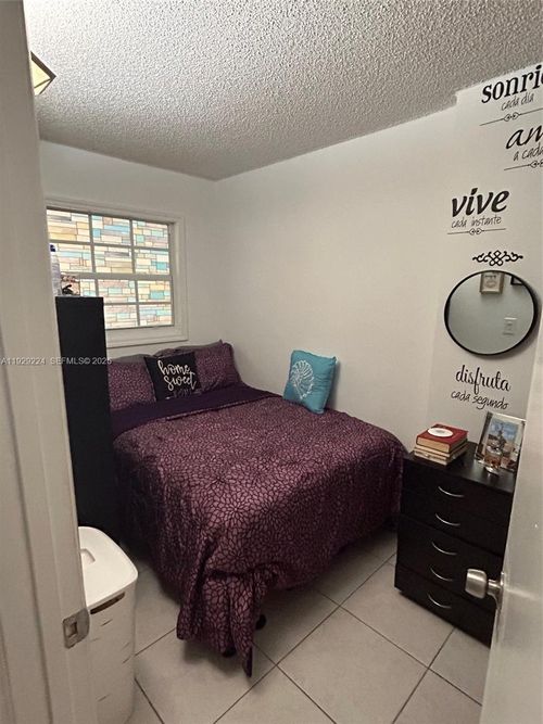 apt-214-16919 N Bay Rd, Sunny Isles Beach, FL, 33160-4214 | Card Image