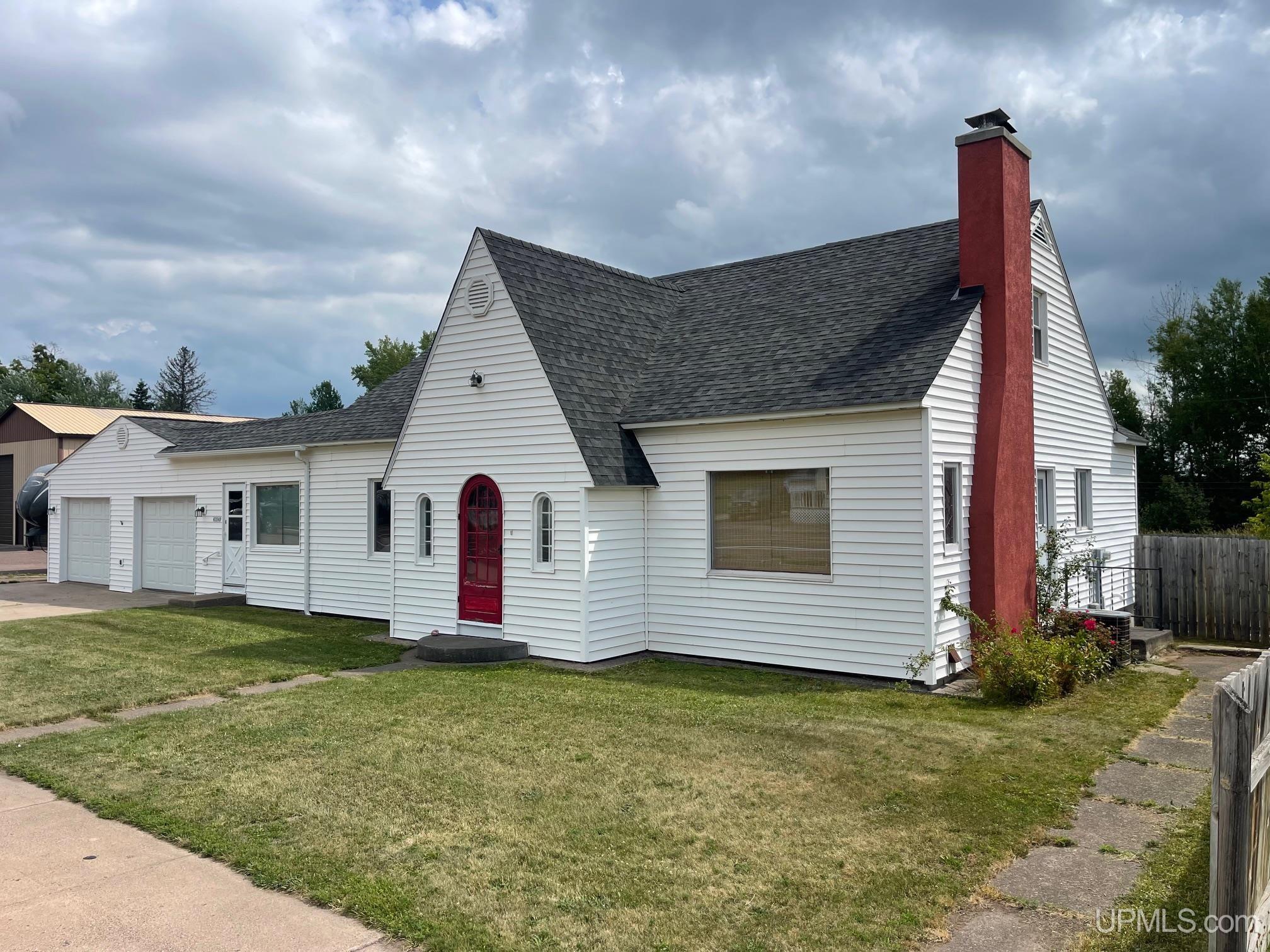 Wilson Memorial Dr, Chassell, MI 49916