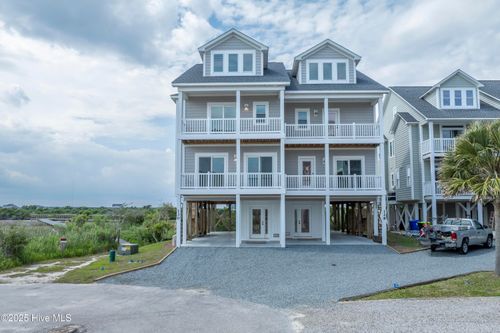 128 Sea Oaks Ct, N Topsail Beach, NC, 28460-8260 | Card Image