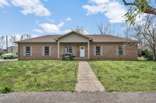 327 E Nashville St, Pembroke, KY, 42266-9793 | Card Image