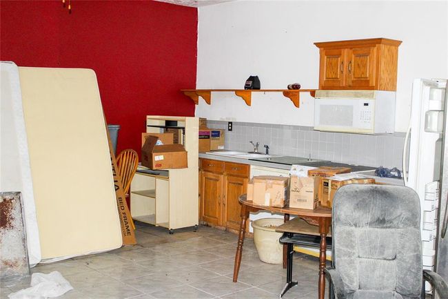 400 S Main St, House other with 2 bedrooms, 3 bathrooms and null parking in Jasper TX | Image 11