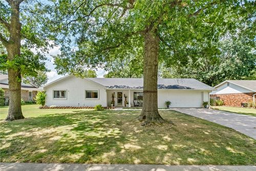 202 Angela St, Springdale, AR, 72762-3807 | Card Image