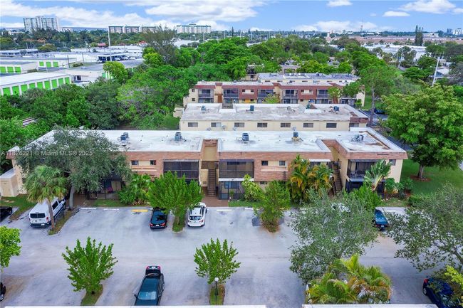 APT-511 - 1125 S Flagler Ave, Condo with 2 bedrooms, 2 bathrooms and null parking in Pompano Beach FL | Image 17