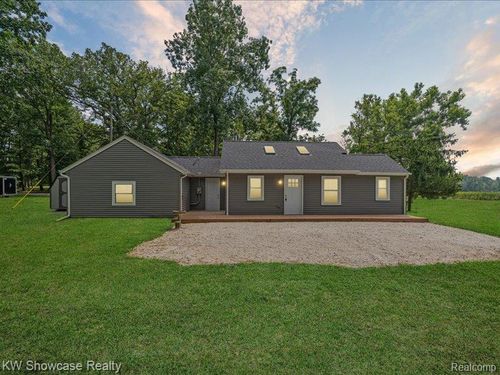 4581 Parker Dr, Howell, MI, 48843-8048 | Card Image