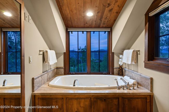 1012 Two Creeks Dr, House other with 6 bedrooms, 7 bathrooms and null parking in Snowmass Village CO | Image 20