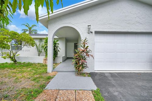 13224 Sw 255th Ter, Homestead, FL, 33032-5895 | Card Image