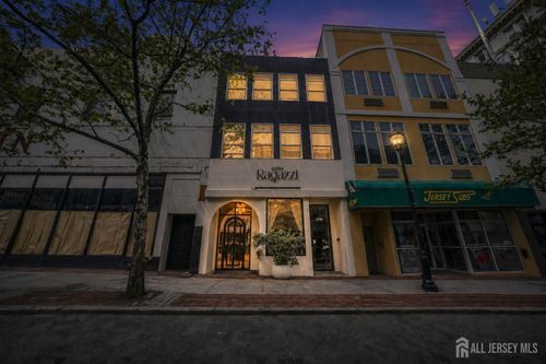 378 George St, New Brunswick, NJ, 08901-2004 | Card Image