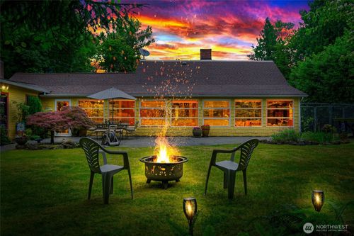 23606 Se Tiger Mountain Rd, Issaquah, WA, 98027-8788 | Card Image