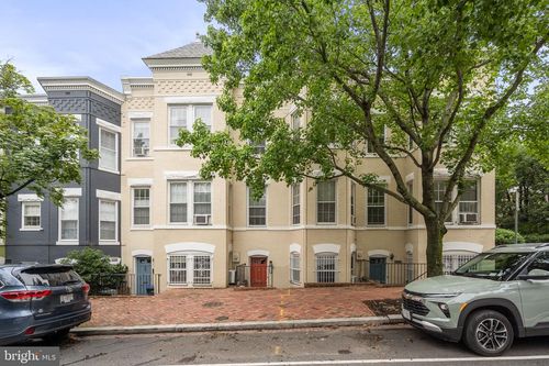 1530 34th St Nw, WASHINGTON, DC, 20007-2726 | Card Image