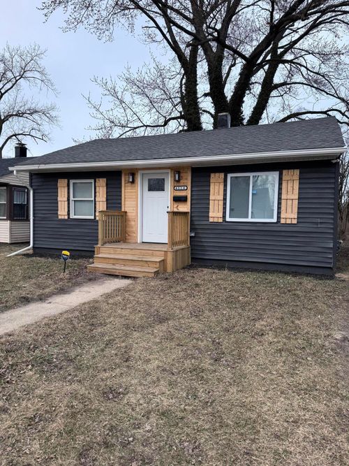 4514 E 10th Ave, Gary, IN, 46403-3534 | Card Image