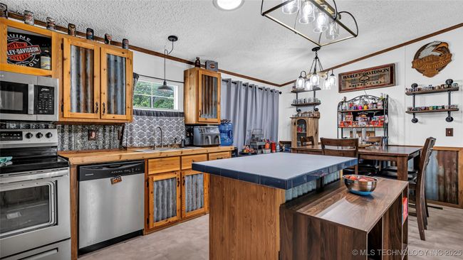 1101 Countrywood Dr, House other with 3 bedrooms, 2 bathrooms and null parking in Ardmore OK | Image 9