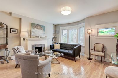 167 Wineva Ave, Home with 3 bedrooms, 4 bathrooms and null parking in Toronto ON | Image 3