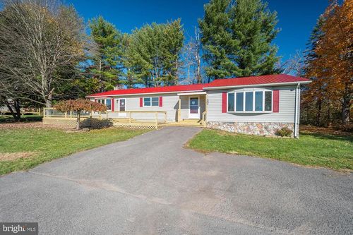 403 O St, Mountain Lake Park, MD, 21550-3811 | Card Image