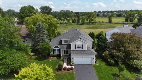 1103 Heavens Gate, Lake In The Hills, IL, 60156-4872 | Card Image