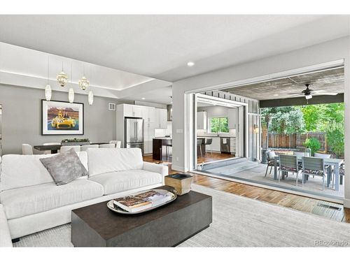 2980 S Cherry Way, Denver, CO, 80222-6717 | Card Image