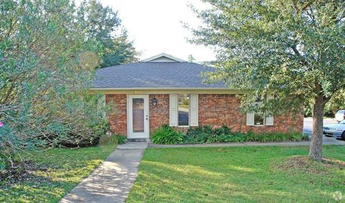 215 Delta Ct, Tallahassee, FL, 32303-4875 | Card Image