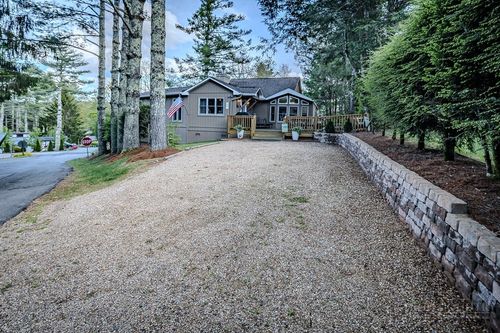 88 Trillium Rd, Newland, NC, 28657-8117 | Card Image