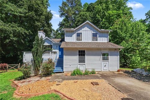 655 Harvard Dr Nw, Lilburn, GA, 30047-3671 | Card Image