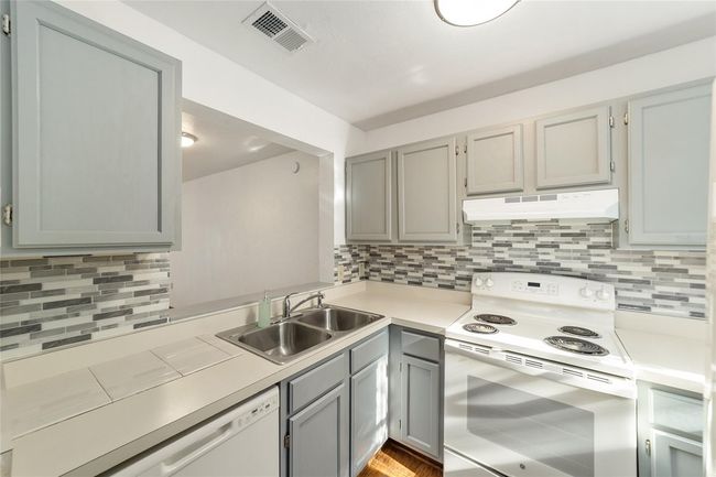 4538 Sw 44 Th Ln, House other with 2 bedrooms, 1 bathrooms and null parking in GAINESVILLE FL | Image 18