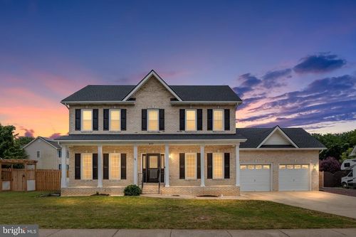 677 Dellinger Dr, STRASBURG, VA, 22657-3775 | Card Image