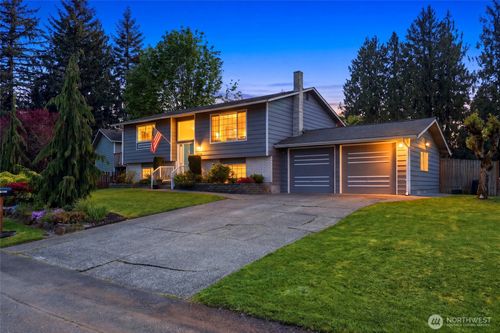 14602 55th Avenue Ne, Marysville, WA, 98271 | Card Image