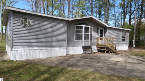 120 Lorna Ln, Roscommon, MI, 48653-9262 | Card Image