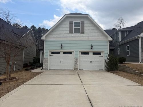 68 Spruce Hollow Cir, Spring Lake, NC, 28390-5400 | Card Image