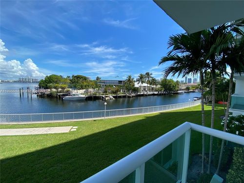 apt-207-2841 Ne 163rd St, North Miami Beach, FL, 33160-4439 | Card Image