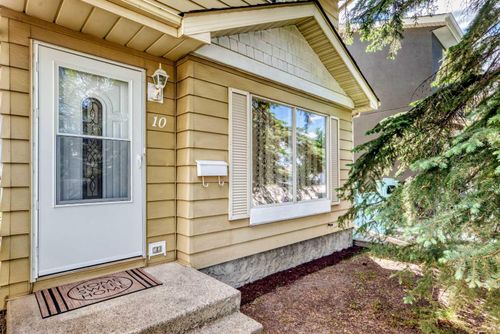 10 Erin Ridge Pl Se, Calgary, AB, T2B2W7 | Card Image
