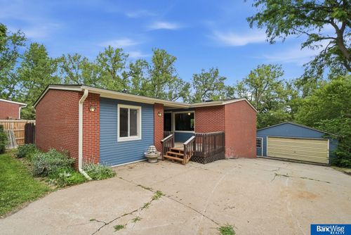 5410 Wilkins Circle, Lincoln, NE, 68524 | Card Image