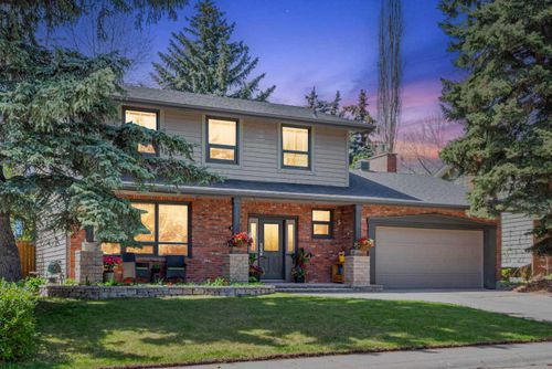 7316 Kananaskis Drive Sw, Calgary, AB, T2V2N2 | Card Image