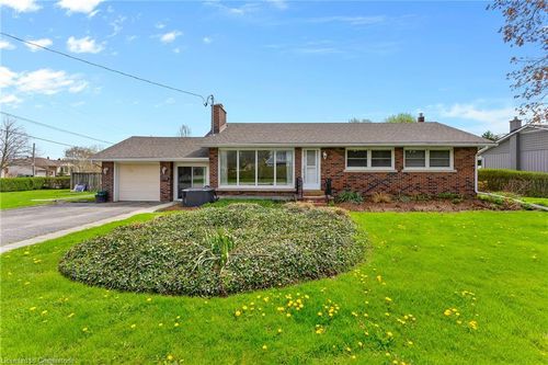 3897 Orchard Ave, Vineland, ON, L0R2C0 | Card Image