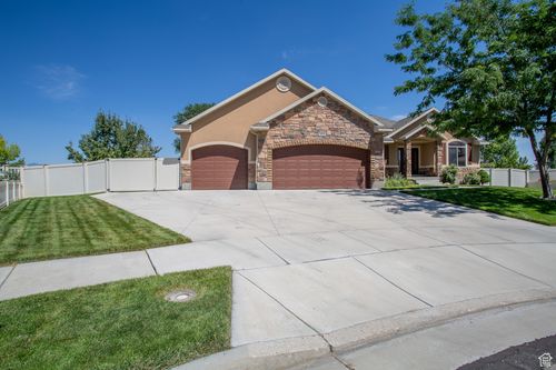 3431 W Johnson Creek Cv, Riverton, UT, 84065-6300 | Card Image