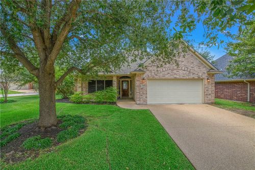 101 Hartford Dr, College Station, TX, 77845-3954 | Card Image