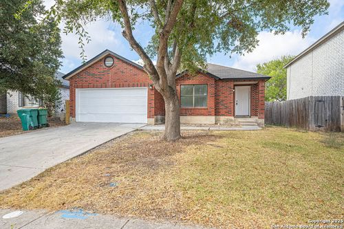8039 Cantura Mls, Converse, TX, 78109-3268 | Card Image