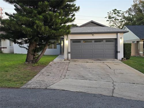 927 Grand Cayman Ct, Orlando, FL, 32835-1826 | Card Image