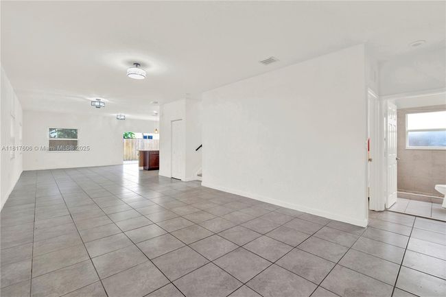 279 Se 31 St Ter, House other with 5 bedrooms, 3 bathrooms and null parking in Homestead FL | Image 14