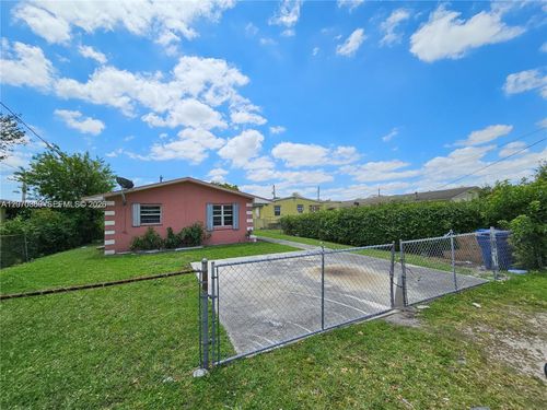 2119-2119 Nw 64th St, Miami, FL, 33147-7837 | Card Image