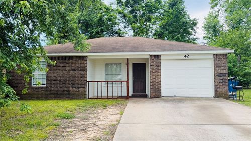 42 Burnett Cir, Bentonville, AR, 72712-6167 | Card Image